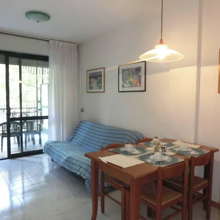 Apartamento Flat In With Swimming Pool And Balcony